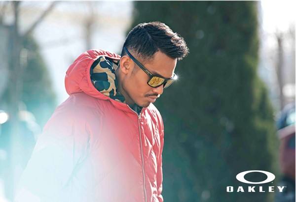 oakley眼鏡怎么樣 Oakley發(fā)布高科技雪鏡系列